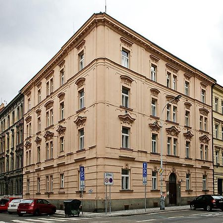 Luxury Center Apt. Charles Bridge Walking Distance Prague Luaran gambar